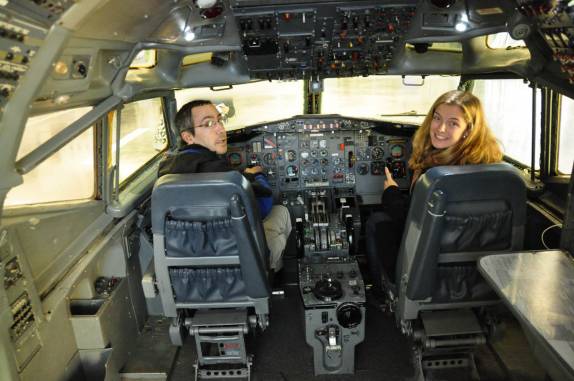 Pilotando o nosso Boeing, em visita à fábrica da companhia, 30 km ao norte de Seattle, no estado de Washington, nos Estados Unidos